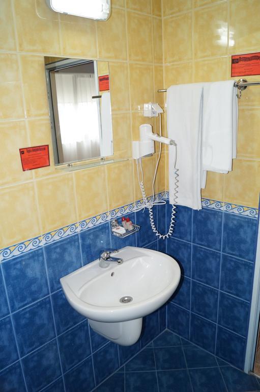 Ξενοδοχείο Kardjali 3*